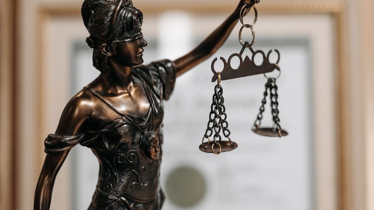 How a Domestic Violence Restraining Order Affects Custody in California